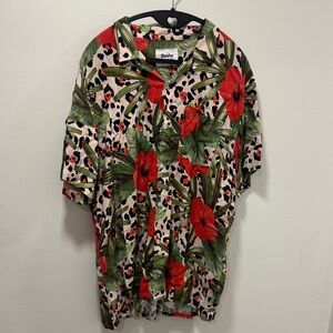 Duvin Tropical Floral Button-Up Shirt in Red & Green